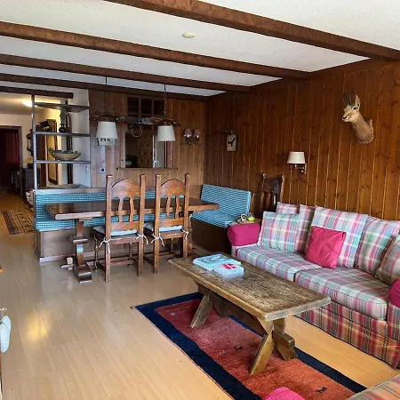 Apartment Cosy 2-bed With Pool, Centre *
