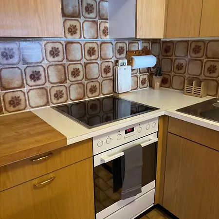 Cosy 2-bed With Pool, Centre *